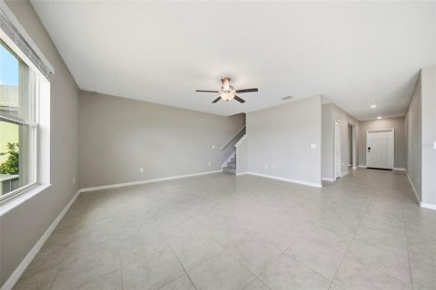 House in Sun City Center, Florida 4 bedrooms, 244.8 sq.m. № 2217775 - photo 8