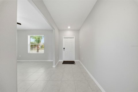 House in Sun City Center, Florida 4 bedrooms, 244.8 sq.m. № 2217775 - photo 10