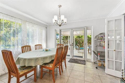 Villa ou maison à vendre à Saint Petersburg, Floride: 3 chambres, 135.82 m2 № 1856058 - photo 17