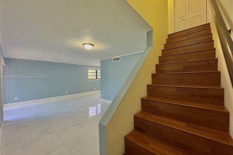 Touwnhouse à vendre à Palmetto Bay, Floride: 2 chambres, 102.19 m2 № 1956158 - photo 7