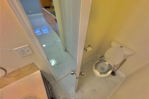 Touwnhouse à vendre à Palmetto Bay, Floride: 2 chambres, 102.19 m2 № 1956158 - photo 5