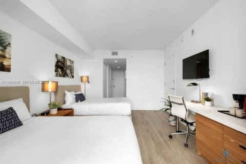 Copropriété à vendre à Hallandale Beach, Floride: 2 chambres, 95.5 m2 № 2088639 - photo 13