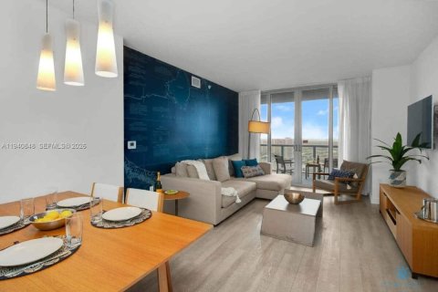 Copropriété à vendre à Hallandale Beach, Floride: 2 chambres, 95.5 m2 № 2088639 - photo 5