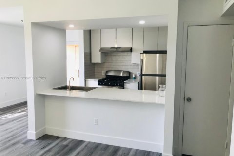 Condo à Miami, Floride, 2 chambres  № 2046039