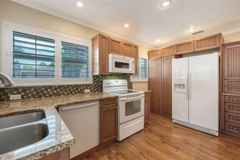 Villa ou maison à vendre à Bradenton, Floride: 2 chambres, 104.7 m2 № 2427542 - photo 20