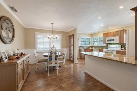 Villa ou maison à vendre à Bradenton, Floride: 2 chambres, 104.7 m2 № 2427542 - photo 15