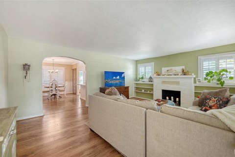 Villa ou maison à vendre à Bradenton, Floride: 2 chambres, 104.7 m2 № 2427542 - photo 9