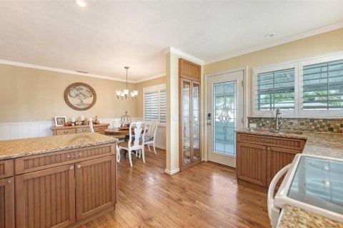Villa ou maison à vendre à Bradenton, Floride: 2 chambres, 104.7 m2 № 2427542 - photo 21