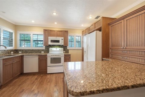 Villa ou maison à vendre à Bradenton, Floride: 2 chambres, 104.7 m2 № 2427542 - photo 23