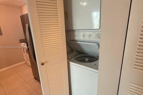 Купить кондоминиум в Майами, Флорида 2 спальни, 96.62м2, № 1703183 - фото 8