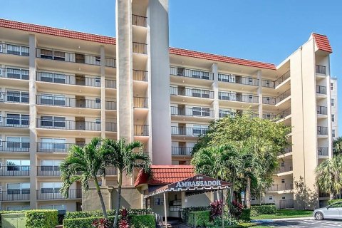 Condo à Lake Worth, Floride, 2 chambres  № 2260476