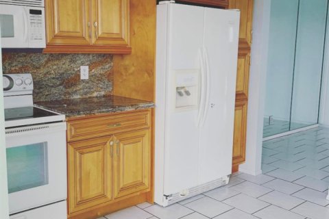 Copropriété à louer à Lake Worth, Floride: 2 chambres, 107.4 m2 № 2260476 - photo 3