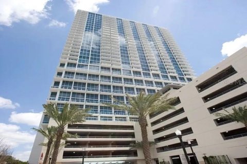 House in Orlando, Florida 1 bedroom, 60.39 sq.m. № 2258287