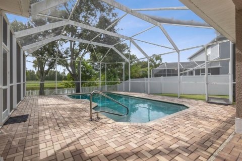 House in Oldsmar, Florida 4 bedrooms, 228.54 sq.m. № 2394274 - photo 6