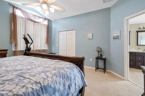 House in Oldsmar, Florida 4 bedrooms, 228.54 sq.m. № 2394274 - photo 17