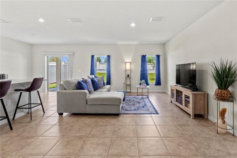 Villa ou maison à vendre à Haines City, Floride: 3 chambres, 134.71 m2 № 1777540 - photo 3