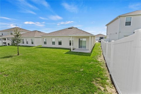House in Haines City, Florida 3 bedrooms, 134.71 sq.m. № 1777540 - photo 23