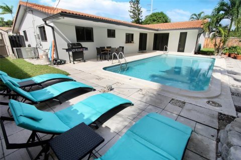 Villa ou maison à Fort Lauderdale, Floride 3 chambres, 144 m2 № 760955