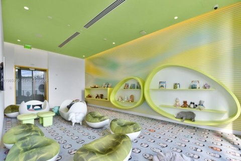 Condominio en alquiler en Miami, Florida, 1 dormitorio, 69.31 m2 № 2047579 - foto 15