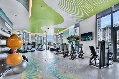 Condominio en alquiler en Miami, Florida, 1 dormitorio, 69.31 m2 № 2047579 - foto 16