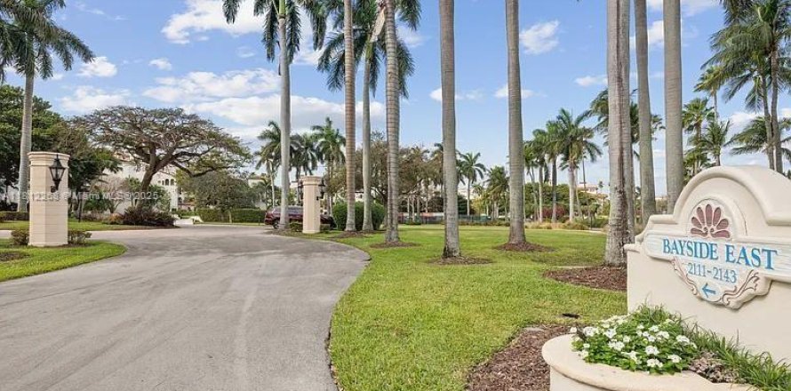 Condo à Miami Beach, Floride, 3 chambres № 1934684