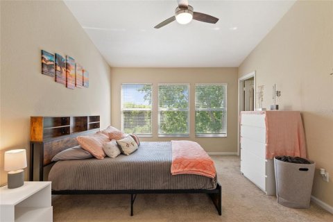 Condominio en venta en Orlando, Florida, 2 dormitorios, 143.63 m2 № 2097762 - foto 18
