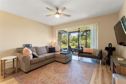 Condominio en venta en Orlando, Florida, 2 dormitorios, 143.63 m2 № 2097762 - foto 12