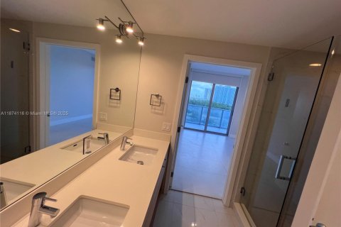 Copropriété à louer à North Miami Beach, Floride: 2 chambres, 102.94 m2 № 1930445 - photo 14