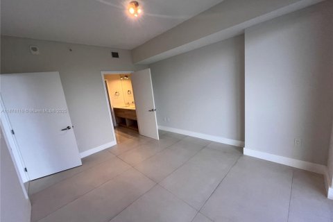 Copropriété à louer à North Miami Beach, Floride: 2 chambres, 102.94 m2 № 1930445 - photo 20