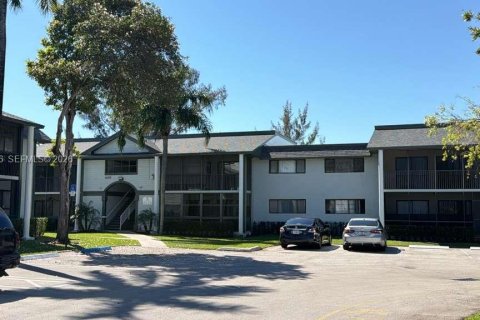 Copropriété à vendre à Miami, Floride: 3 chambres, 98.94 m2 № 2064815 - photo 26