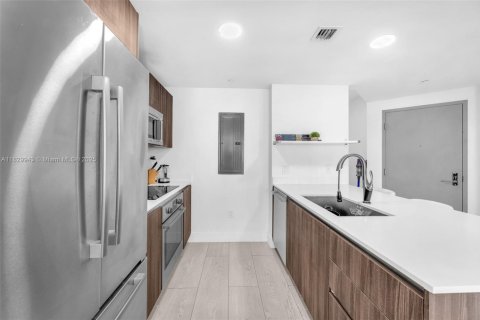 Appartement à louer à Miami, Floride: 2 chambres, 107.86 m2 № 1806121 - photo 8