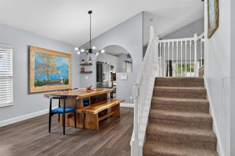 House in Oviedo, Florida 4 bedrooms, 191.1 sq.m. № 1872974 - photo 4