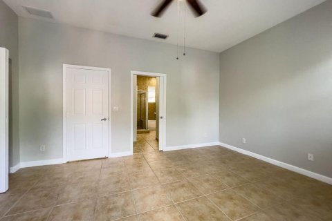 Townhouse in Lighthouse Point, Florida 2 bedrooms, 131.36 sq.m. № 2401249 - photo 4