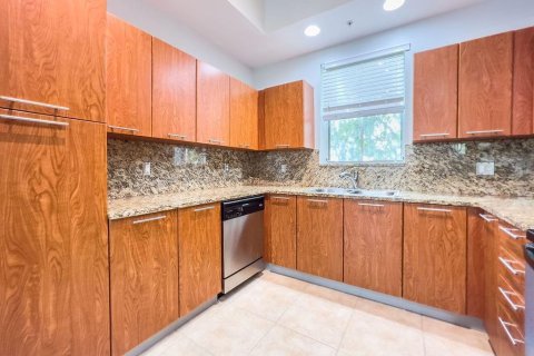 Townhouse in Lighthouse Point, Florida 2 bedrooms, 131.36 sq.m. № 2401249 - photo 28