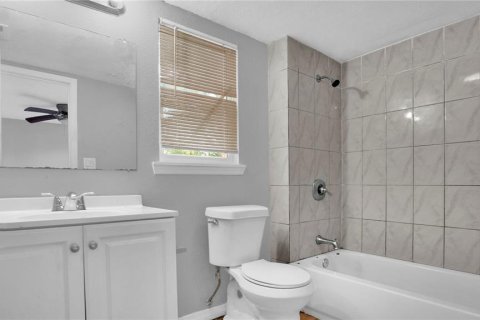 Casa en alquiler en Orlando, Florida, 3 dormitorios, 88.81 m2 № 1810707 - foto 11