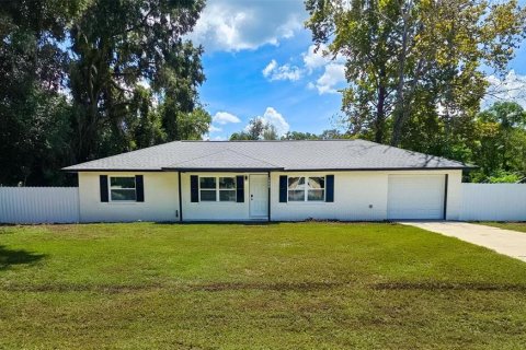 Casa en Anthony, Florida 3 dormitorios, 115.94 m2 № 2373862