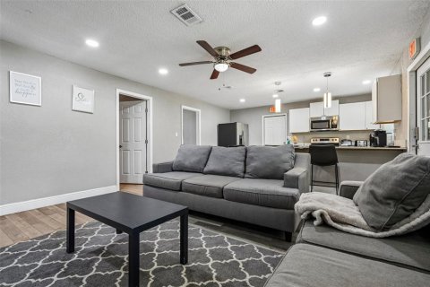 Villa ou maison à vendre à Apollo Beach, Floride: 4 chambres, 133.78 m2 № 2237921 - photo 3