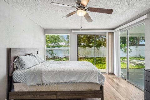 Villa ou maison à vendre à Apollo Beach, Floride: 4 chambres, 133.78 m2 № 2237921 - photo 12