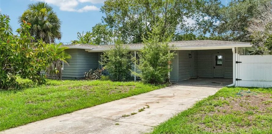 Villa ou maison à Apollo Beach, Floride 4 chambres, 133.78 m2 № 2237921
