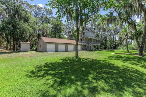 House in Lady Lake, Florida 4 bedrooms, 224.45 sq.m. № 2104629 - photo 4