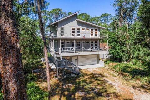 Casa en Lady Lake, Florida 4 dormitorios, 224.45 m2 № 2104629