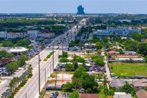 Propiedad comercial en venta en Hollywood, Florida № 1604543 - foto 1
