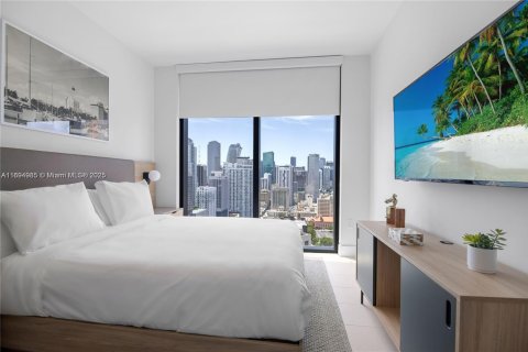 Condo in Miami, Florida, 3 bedrooms  № 2013073 - photo 22