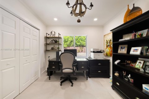 Casa en venta en Palmetto Bay, Florida, 4 dormitorios, 181.44 m2 № 2056573 - foto 16
