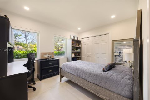 Casa en venta en Palmetto Bay, Florida, 4 dormitorios, 181.44 m2 № 2056573 - foto 17