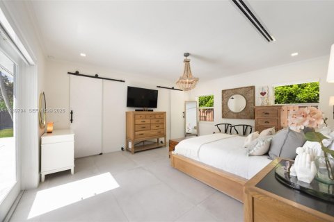 Casa en venta en Palmetto Bay, Florida, 4 dormitorios, 181.44 m2 № 2056573 - foto 21