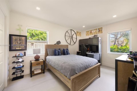 Casa en venta en Palmetto Bay, Florida, 4 dormitorios, 181.44 m2 № 2056573 - foto 18