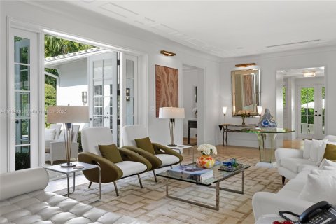 Casa en venta en Miami Beach, Florida, 4 dormitorios, 358.32 m2 № 1949947 - foto 10