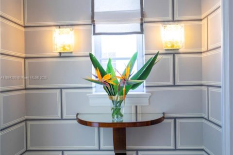 Casa en venta en Miami Beach, Florida, 4 dormitorios, 358.32 m2 № 1949947 - foto 6