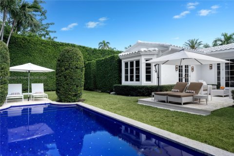 Casa en venta en Miami Beach, Florida, 4 dormitorios, 358.32 m2 № 1949947 - foto 24